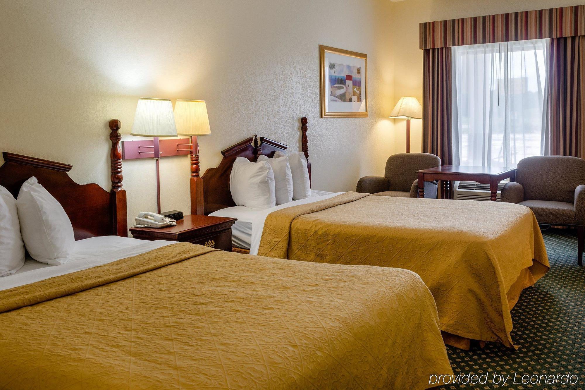 Econo Lodge Inn & Suites Philadelphia Exteriör bild